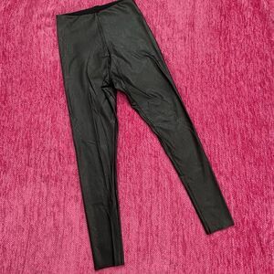 Commando Faux Leather Leggings Black Size Large